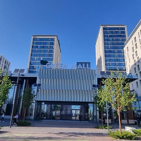 Green Quarter Business Class Apartments Asztana Kültér fotó